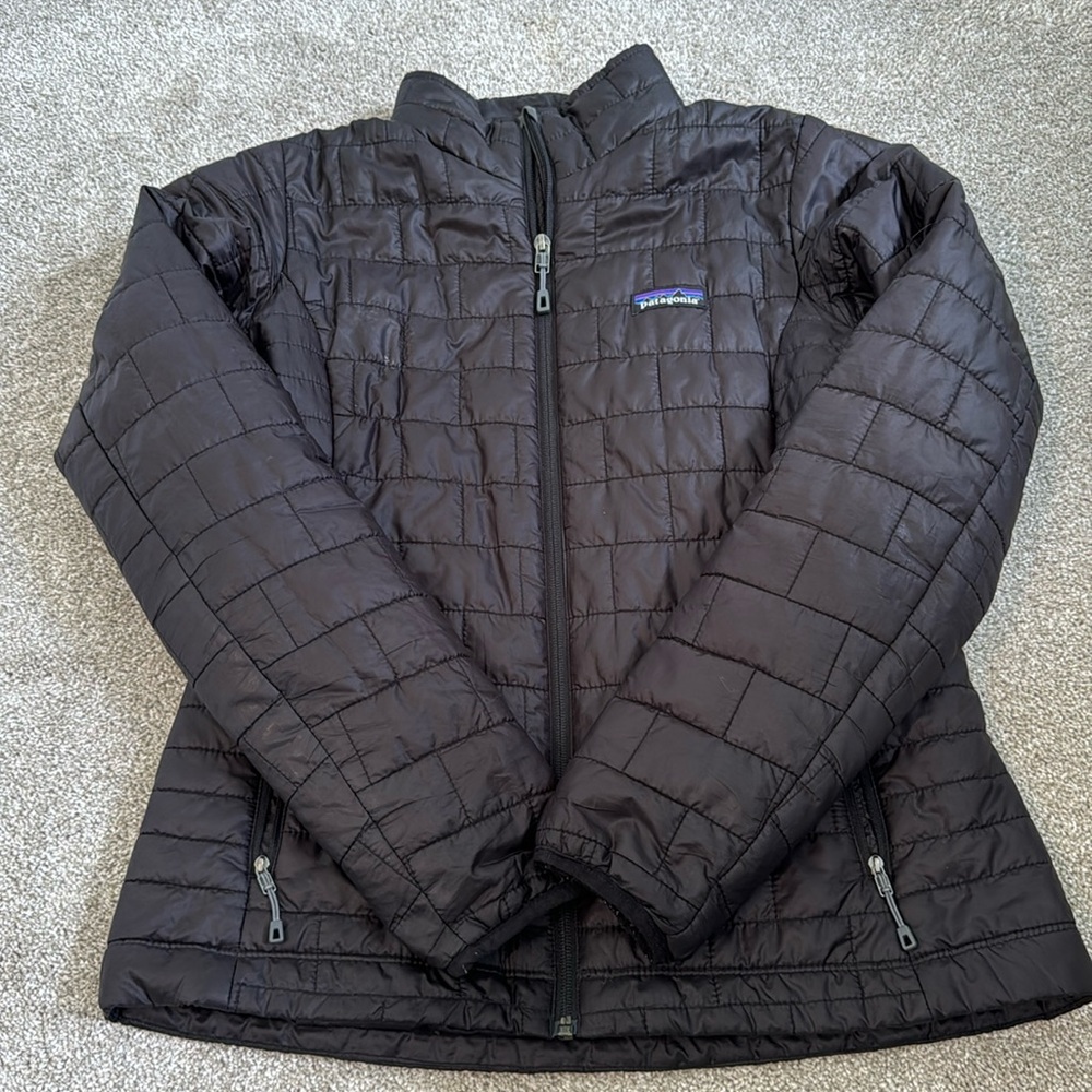 Patagonia nano puff jacket